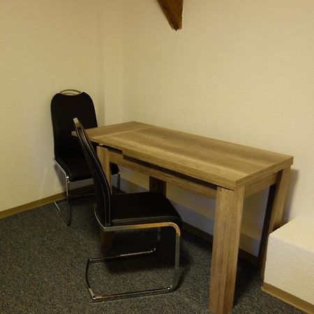 Zehnthof Hotell Geldersheim Rum bild